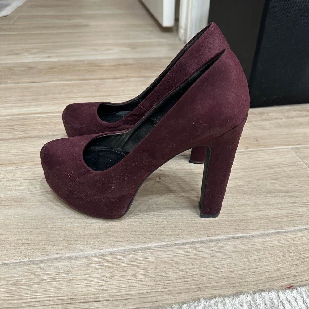 Heels - burgundy